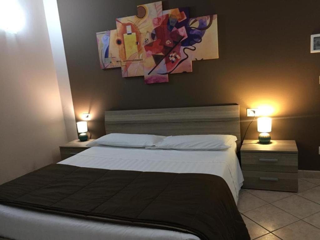 Camera B&B Hotel Parma Luaran gambar